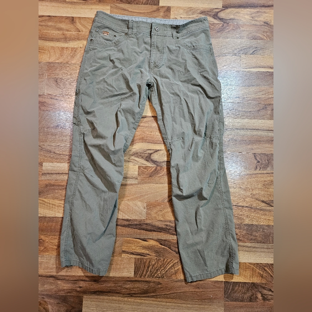 Kuhl Men's Chinos in Olive